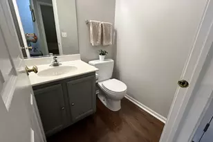 715 Sycamore Ct, Lindenhurst, IL 60046 - Photo 16
