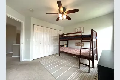 715 Sycamore Court, Lindenhurst, IL 60046 - Photo 14