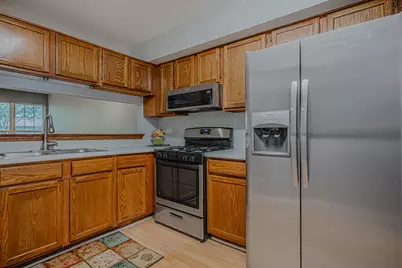1069 Talbots Lane #0, Elk Grove Village, IL 60007 - Photo 10