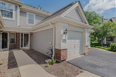 1069 Talbots Lane #0, Elk Grove Village, IL 60007 - Photo 2