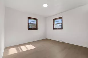 3016 Oriental Ct, Rockford, IL 61109 - Photo 8