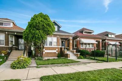 7320 S Oakley Avenue, Chicago, IL 60636 - Photo 1