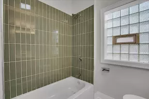 7320 S Oakley Ave, Chicago, IL 60636 - Photo 12