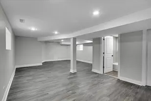 7320 S Oakley Ave, Chicago, IL 60636 - Photo 24