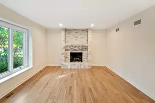 710 Alexandria Dr, Naperville, IL 60565 - Photo 24