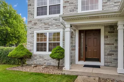 1 Stratford Court, South Elgin, IL 60177 - Photo 4