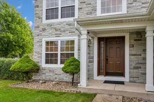 1 Stratford Ct, South Elgin, IL 60177 - Photo 4