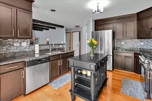 1 Stratford Ct, South Elgin, IL 60177 - Photo 10
