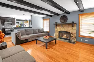 1 Stratford Ct, South Elgin, IL 60177 - Photo 8