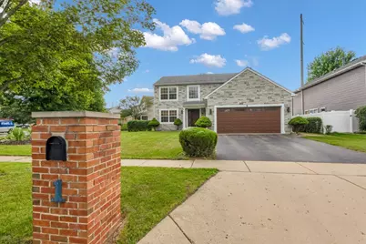 1 Stratford Court, South Elgin, IL 60177 - Photo 2