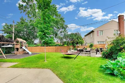 2004 Newton Avenue, Park Ridge, IL 60068 - Photo 32
