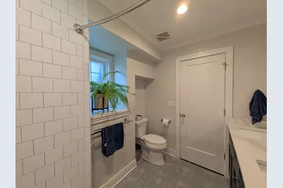 2741 Lincolnwood Drive, Evanston, IL 60201 - Photo 16