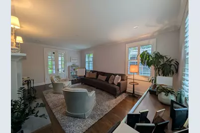 2741 Lincolnwood Drive, Evanston, IL 60201 - Photo 2