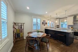 2741 Lincolnwood Dr, Evanston, IL 60201 - Photo 14