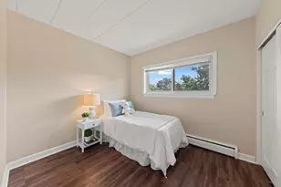1307 College Ave, Wheaton, IL 60187 - Photo 12