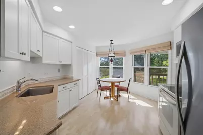 326 Satinwood Court N #326, Buffalo Grove, IL 60089 - Photo 6