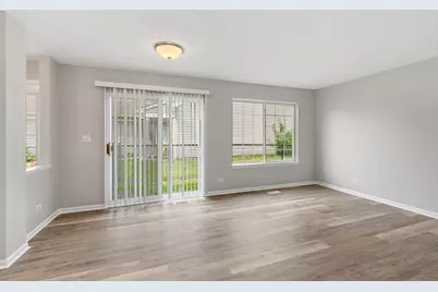 3010 Ronan Drive, Lake in the Hills, IL 60156 - Photo 8