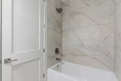 6414 N Francisco Avenue #101, Chicago, IL 60645 - Photo 16