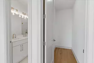 6414 N Francisco Ave, Chicago, IL 60645 - Photo 14