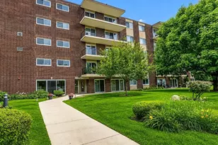5300 Walnut Ave, Downers Grove, IL 60515 - Photo 1