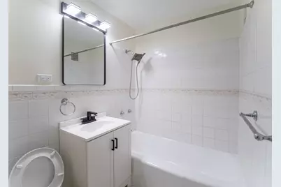 6030 N Sheridan Road #308, Chicago, IL 60660 - Photo 12