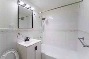 6030 N Sheridan Rd, Chicago, IL 60660 - Photo 12