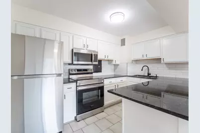 6030 N Sheridan Road #308, Chicago, IL 60660 - Photo 4