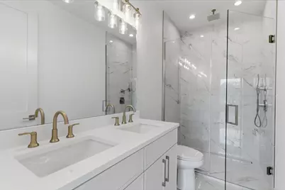 6414 N Francisco Avenue #102, Chicago, IL 60645 - Photo 14