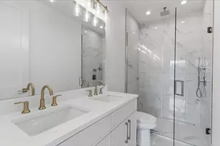 6414 N Francisco Ave, Chicago, IL 60645 - Photo 14
