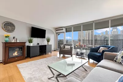 300 N State Street #3206, Chicago, IL 60654 - Photo 8