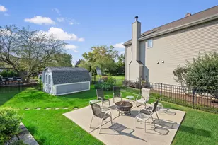 575 Adare Rd, Bartlett, IL 60103 - Photo 32