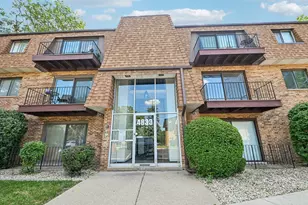 4833 W 109th St, Oak Lawn, IL 60453 - Photo 1