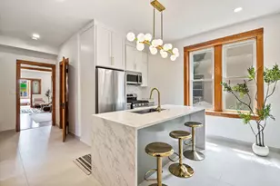 3052 N Kedzie Ave, Chicago, IL 60618 - Photo 16