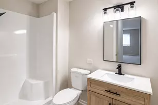 1424 Stonebridge Cir, Wheaton, IL 60189 - Photo 12