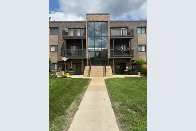 1424 Stonebridge Circle #12, Wheaton, IL 60189 - Photo 1