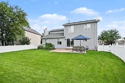 2811 Skylane Drive, Naperville, IL 60564 - Photo 16