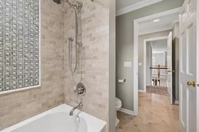 1070 Sir William Lane, Lake Forest, IL 60045 - Photo 24