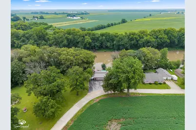 101 W Riverdale Drive, Clifton, IL 60927 - Photo 36