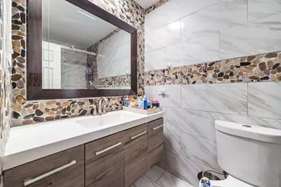 [Address not provided], Chicago, IL 60645 - Photo 12