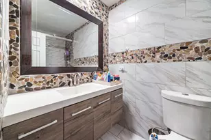 [Address not provided], Chicago, IL 60645 - Photo 12