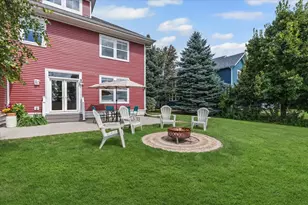 1117 Hedgerow Dr, Grayslake, IL 60030 - Photo 8