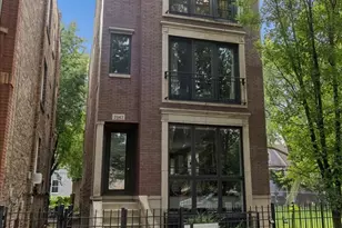 2047 N Mozart St, Chicago, IL 60647 - Photo 1