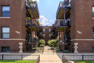 1151 W Grace St, Chicago, IL 60613 - Photo 1