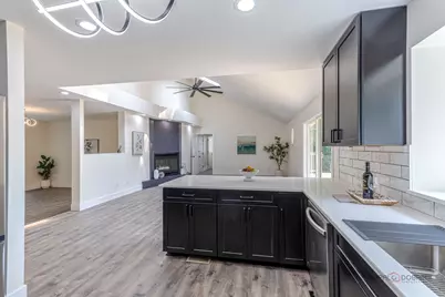 300 6th Street, Wheeling, IL 60090 - Photo 16