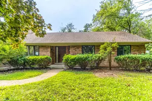 300 6th St, Wheeling, IL 60090 - Photo 1