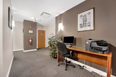 8 W Monroe Street #2001, Chicago, IL 60603 - Photo 32
