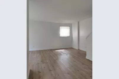 7910 S Muskegon Avenue #1, Chicago, IL 60617 - Photo 18