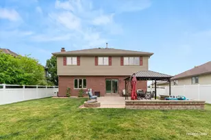 610 High Grove Dr, Minooka, IL 60447 - Photo 26