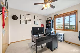 610 High Grove Dr, Minooka, IL 60447 - Photo 22