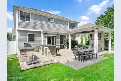 4517 Sherwood Avenue, Downers Grove, IL 60515 - Photo 2